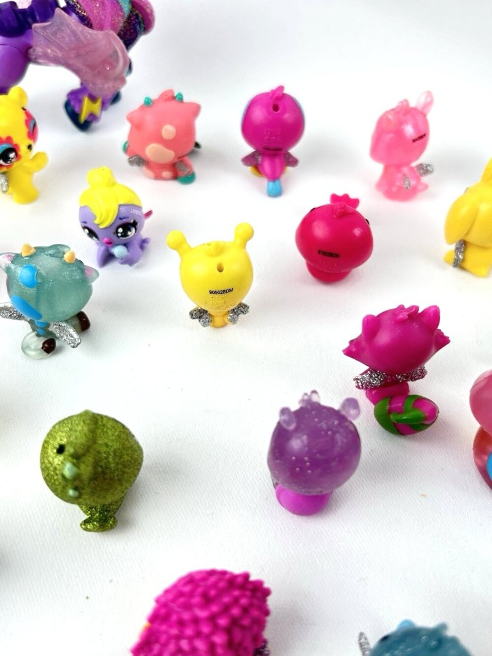 Hatchimals Colleggtibles Large Lot Figures + Unicornix Glide - Picture 14 of 16